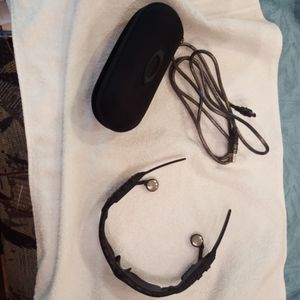 Rare Oakley  "Thump" 256 Sunglasses